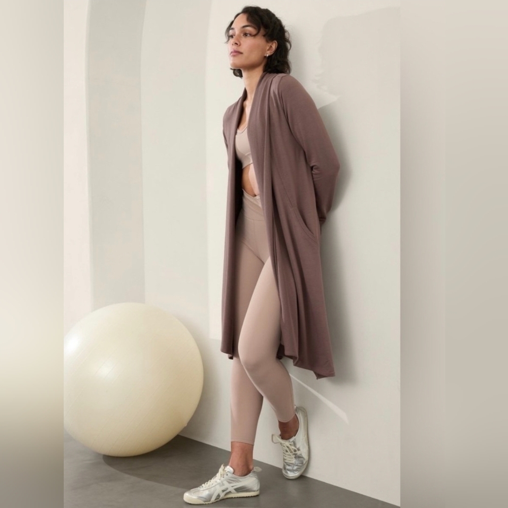 NWT Athleta Pranayama Long Wrap